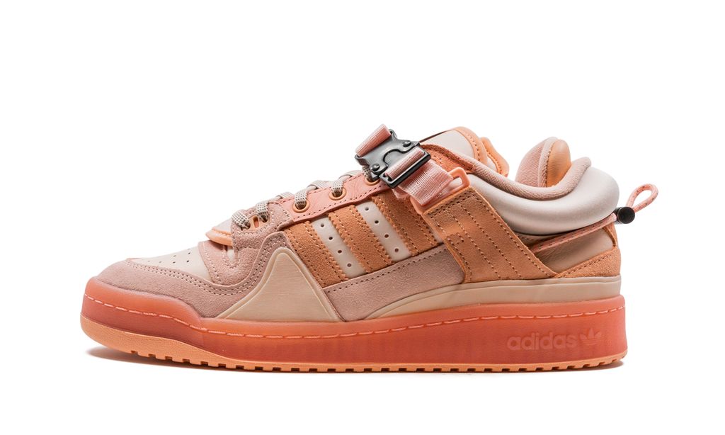 Huevo de Pascua rosa de Bad Bunny de Adidas