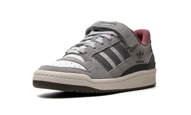Adidas Forum 84 Low Home Alone 2