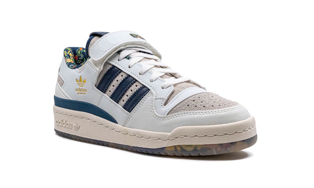 Adidas Forum 84 Low Singapur