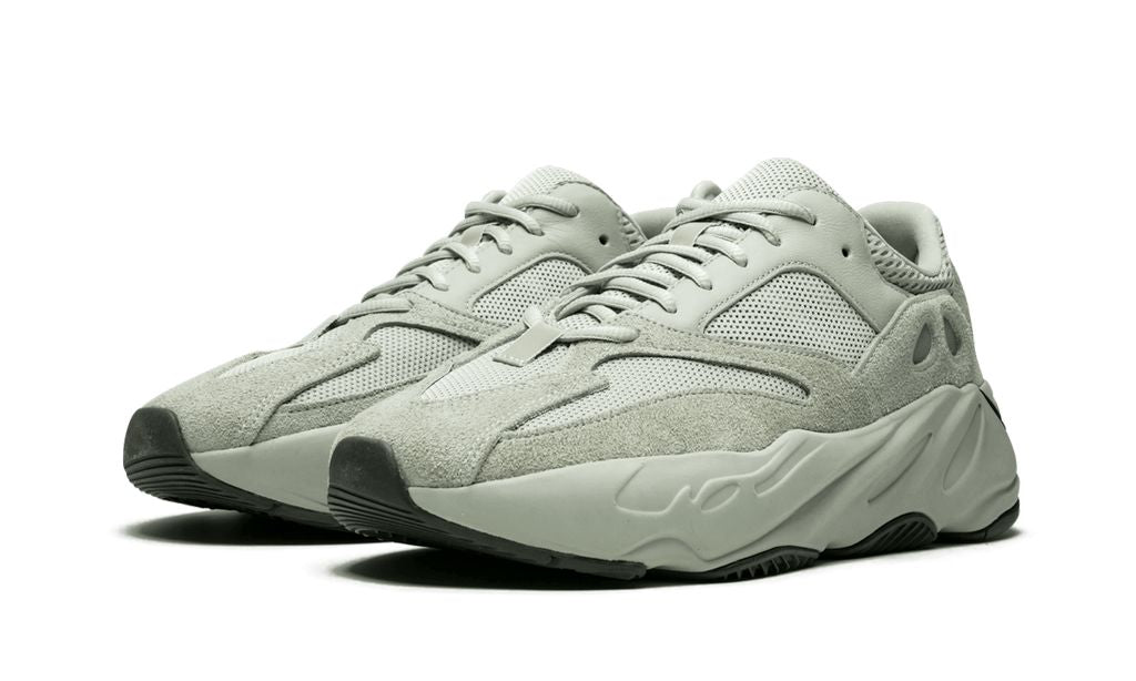 Adidas Yeezy Boost 700 Sal