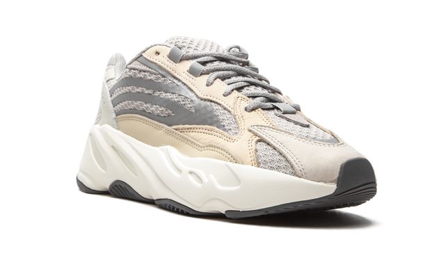 Adidas Yeezy Boost 700 V2 Crema