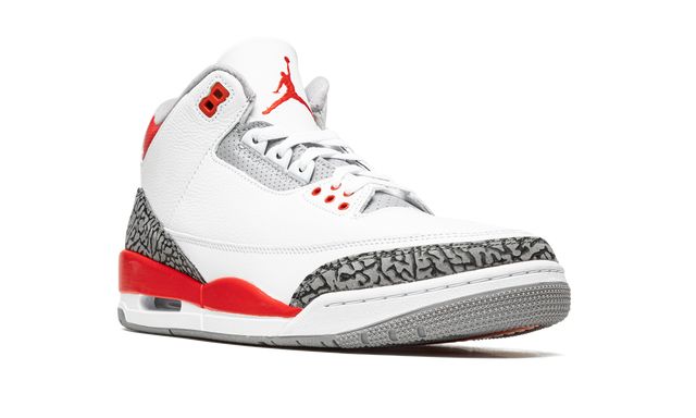 Air Jordan 3 Feuerrot