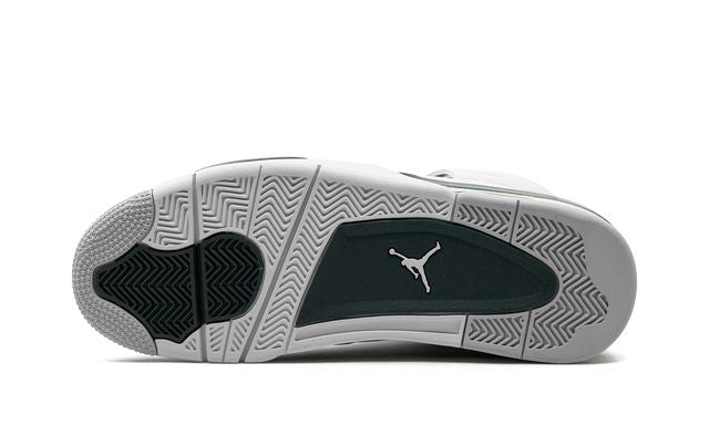 Air Jordan 4 Retro Oxidiertes Grün