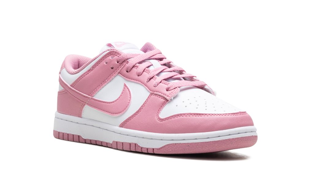 Dunk Low Next Nature para mujer en color rosa elemental