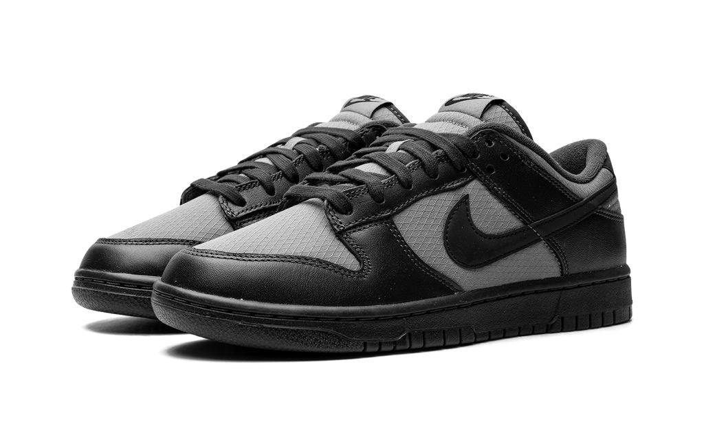 Dunk Low Retro „Off Noir Smoke Grey“