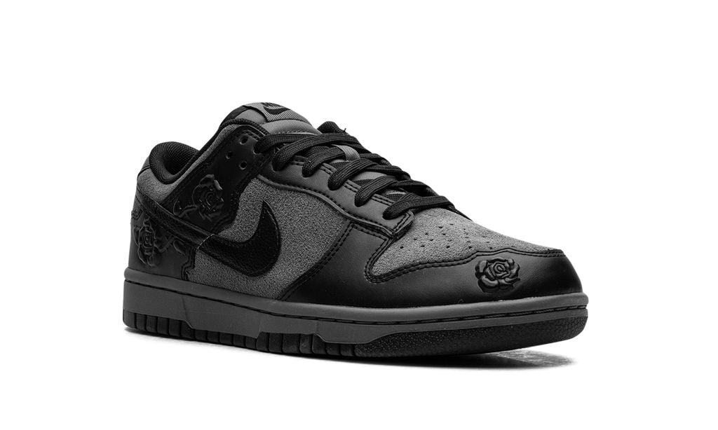 Dunk Low para mujer "Black Roses"