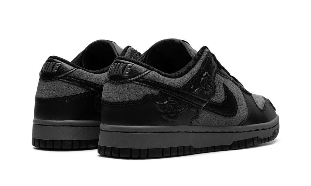 Dunk Low para mujer "Black Roses"