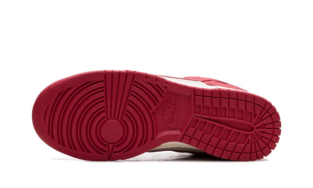 Dunk Low WMNS "Rote Rosen"