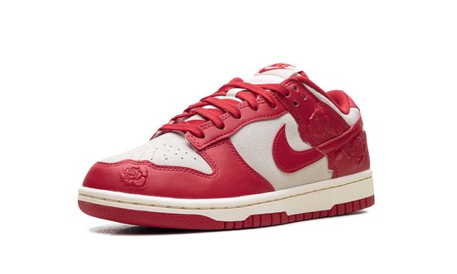 Dunk Low WMNS "Rote Rosen"