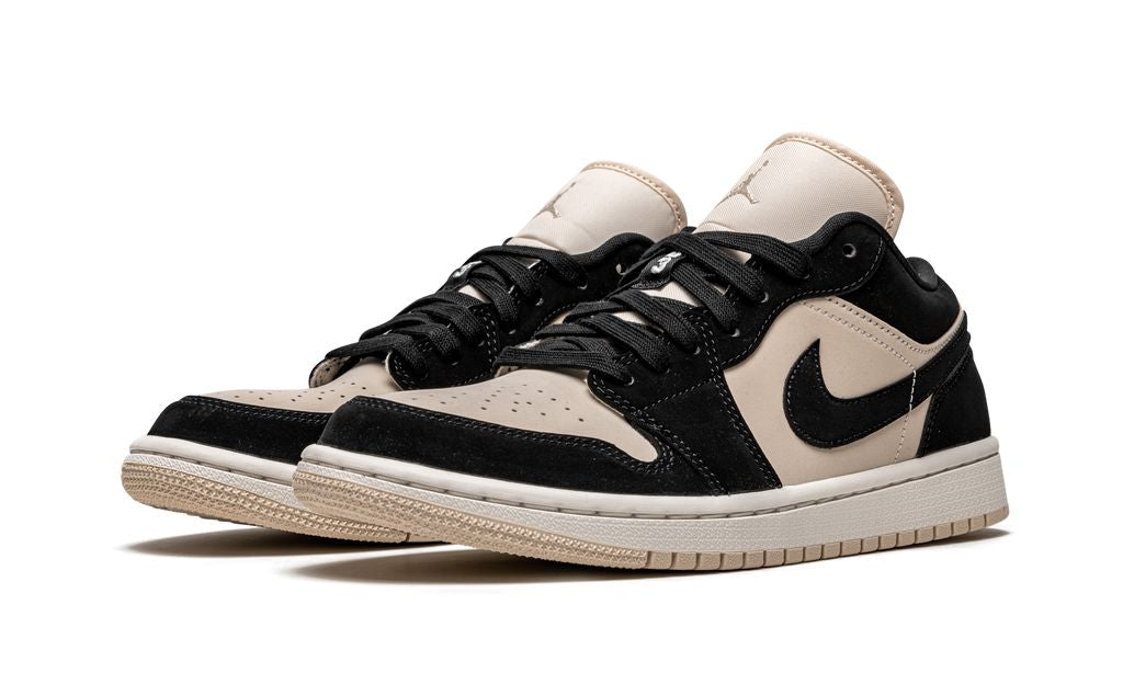 Jordan 1 Low Negro Guayaba Hielo