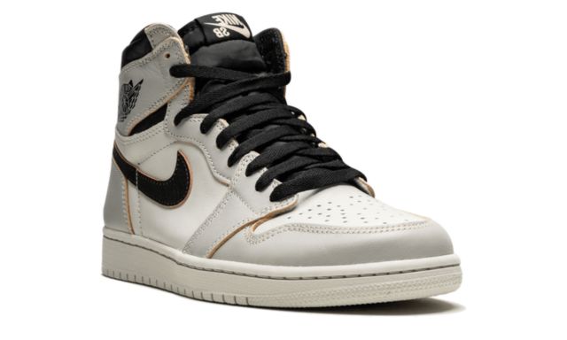 Jordan 1 Retro High OG Defiant SB NYC nach Paris