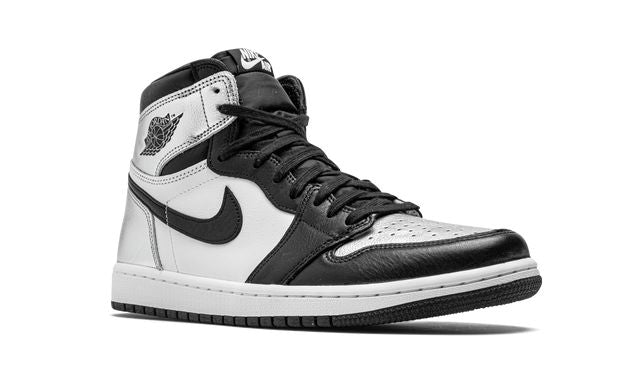 Jordan 1 Retro High Silberzehe