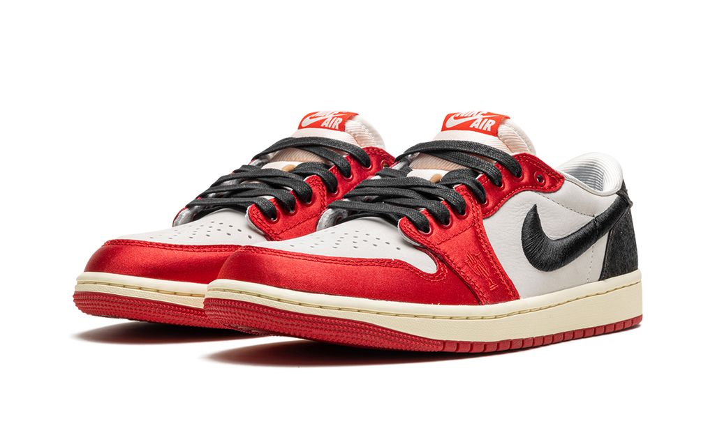 Jordan 1 Retro Low Trophäenraum