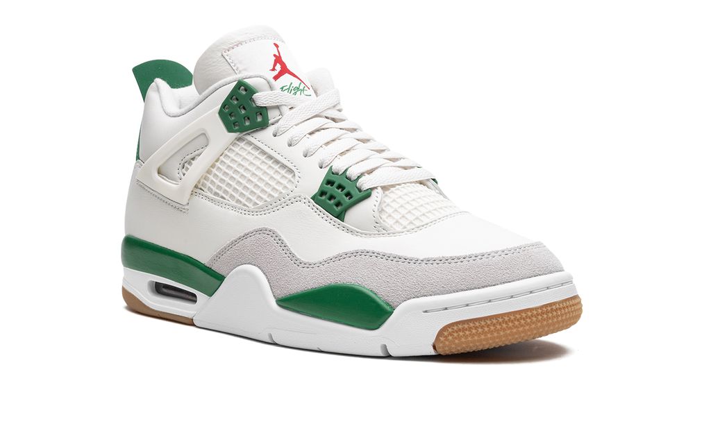 Jordan 4 Retro SB Kieferngrün