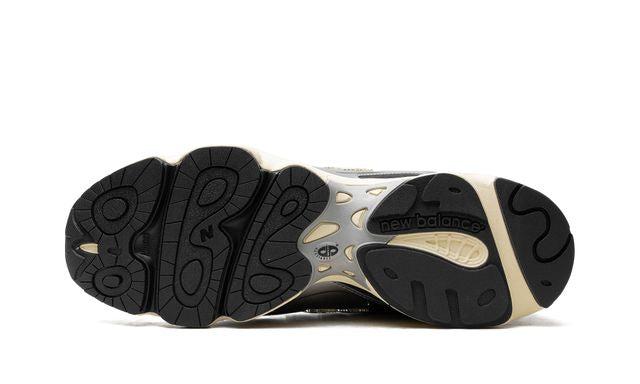 New Balance 1000 Plata Metálico