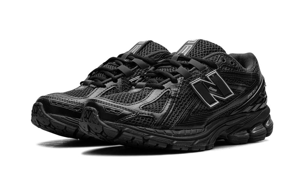 New Balance 1906R "Negro Metálico"