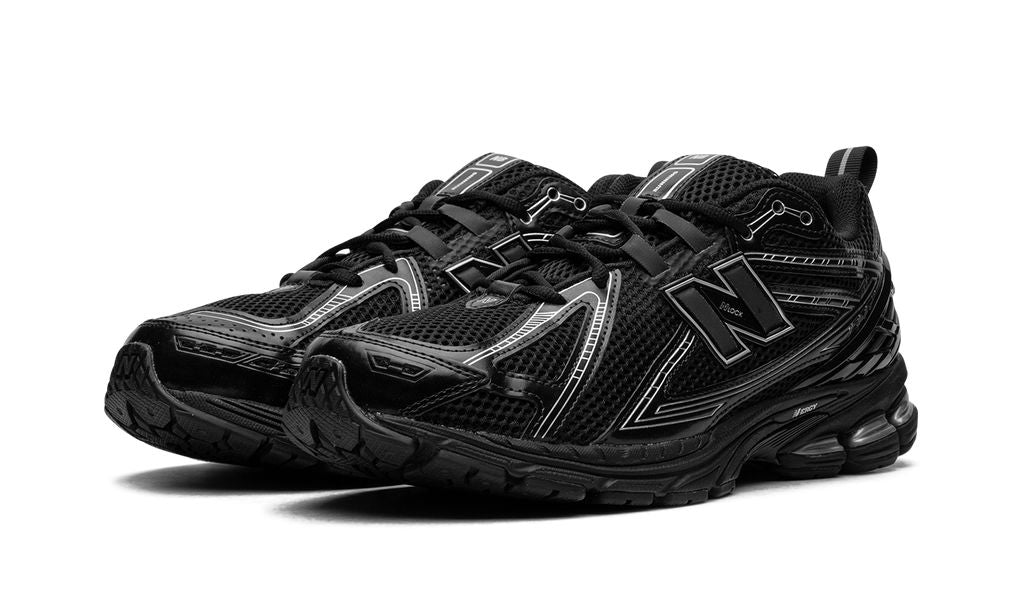 New Balance 1906R "Negro/Plata"