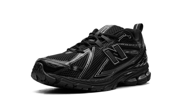 New Balance 1906R "Negro/Plata"