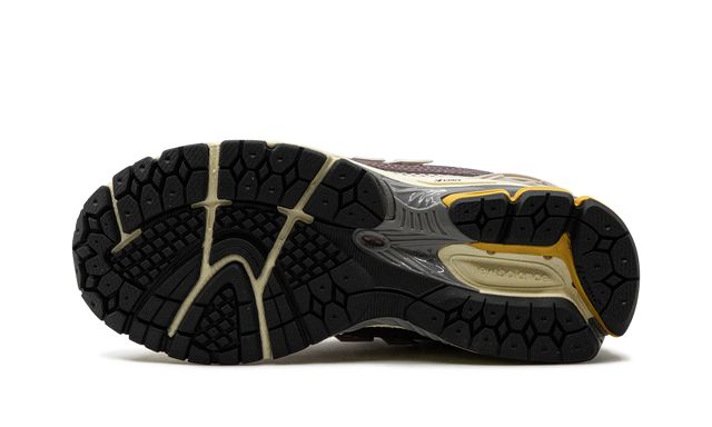 New Balance 1906R "LAKRITZE"
