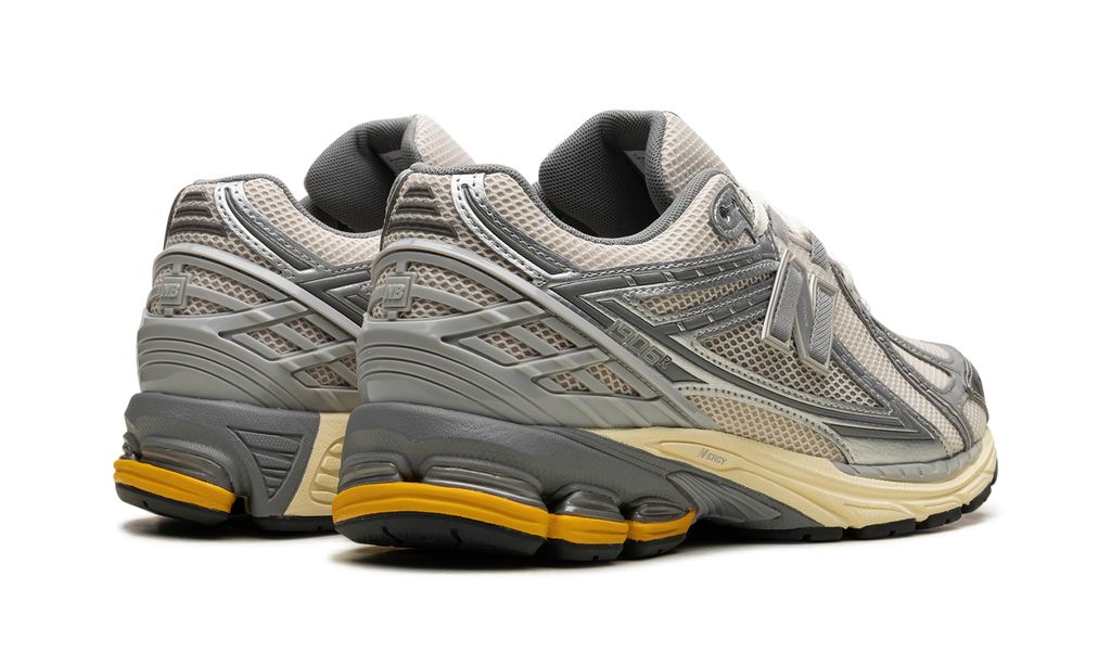 New Balance 1906R „Metallic Silber Gelb“