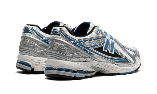 New Balance 1906R "PLATA METALIZADA"