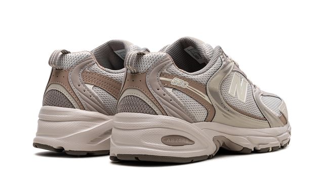 New Balance 530 Creme Beige