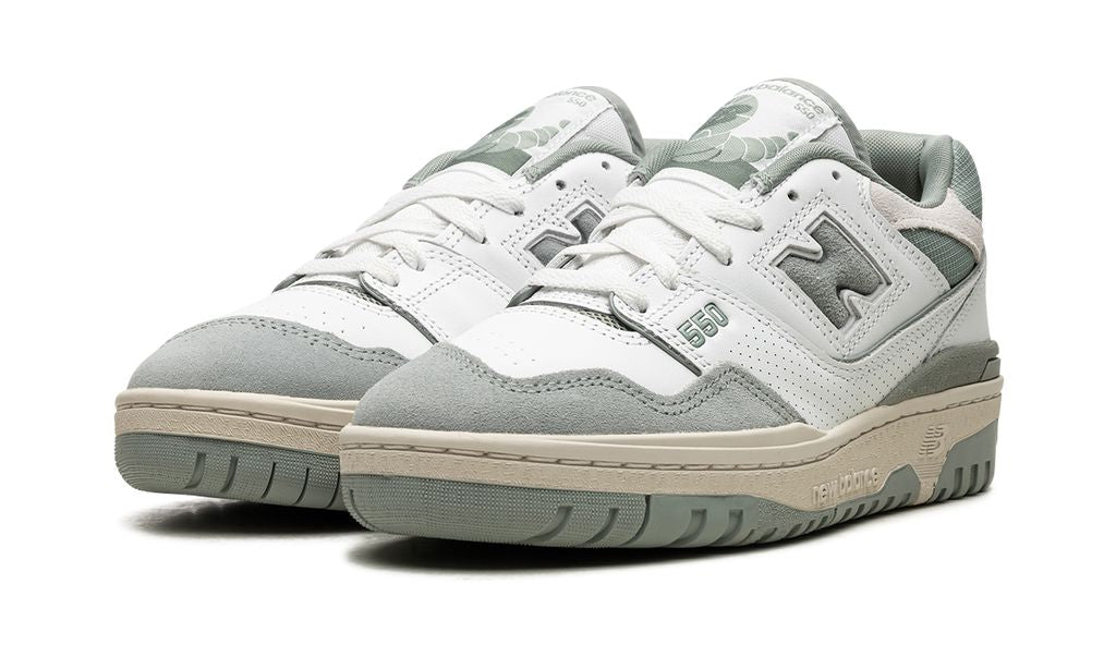 New Balance 550 Seeschaumgrün