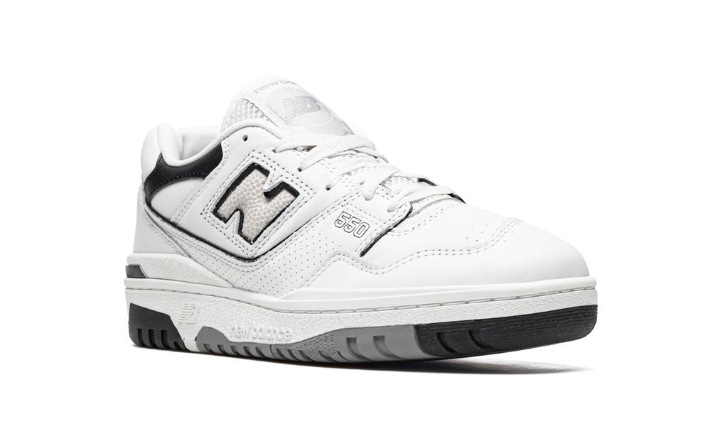 New Balance 550 Weiß Schwarz Regenwolke