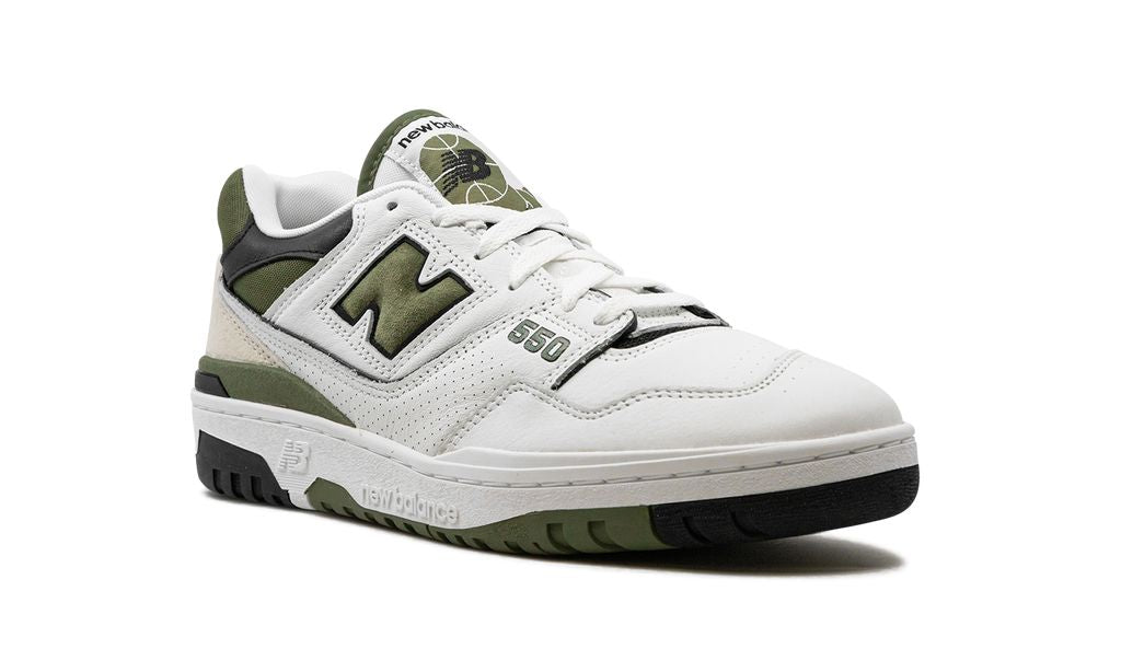 New Balance 550 Blanco/Olivino Oscuro