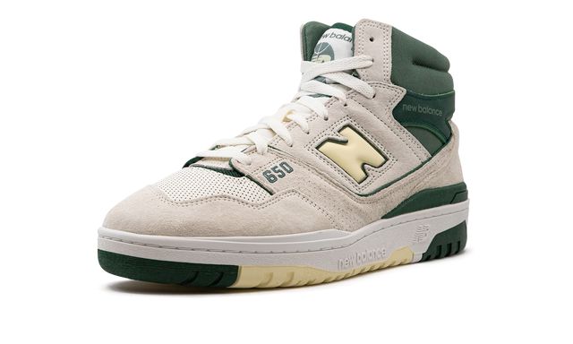 New Balance 650R Sea Salt Nightwatch Green