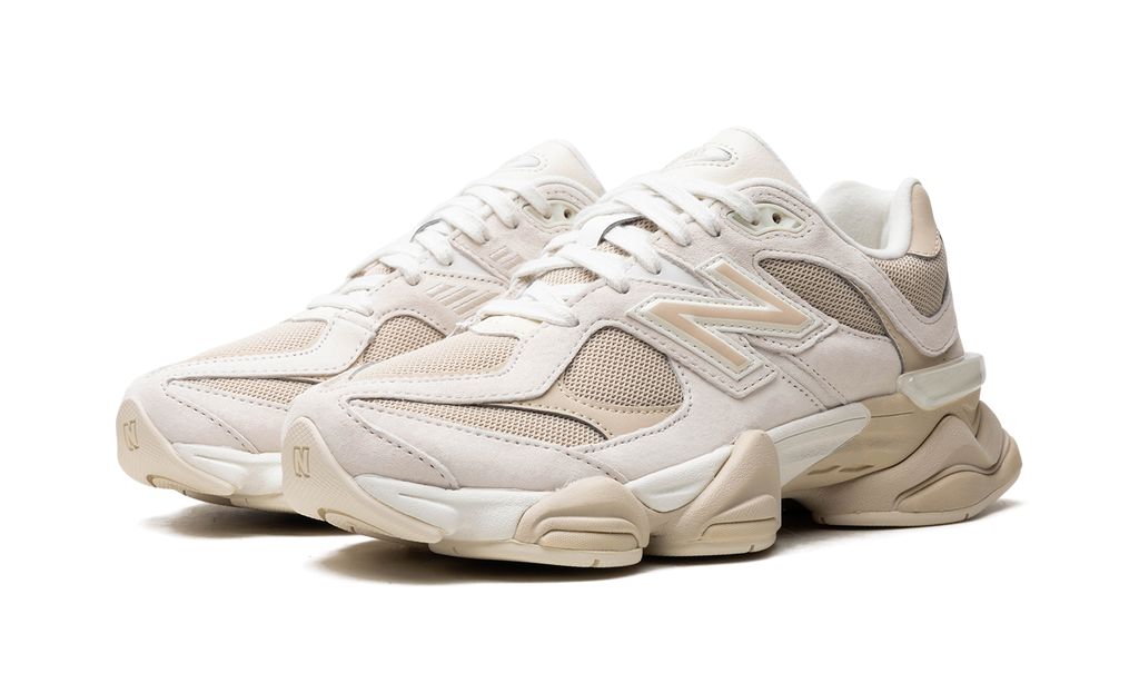New Balance 9060 Beige Weiß