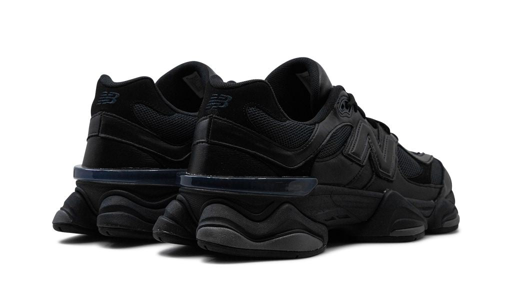 New Balance 9060 Negro y Azul