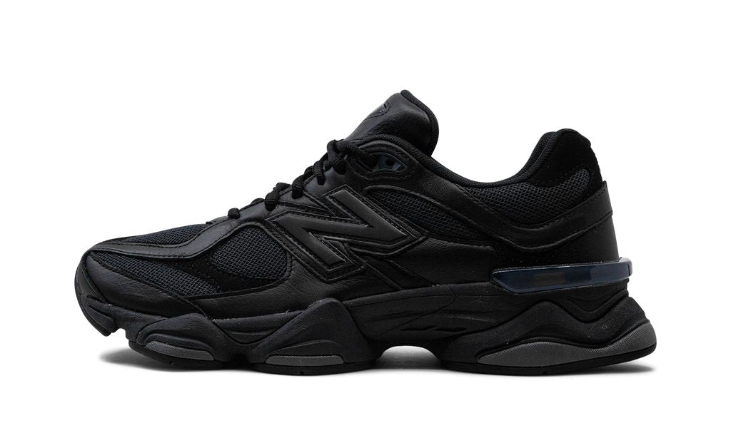 New Balance 9060 Negro y Azul