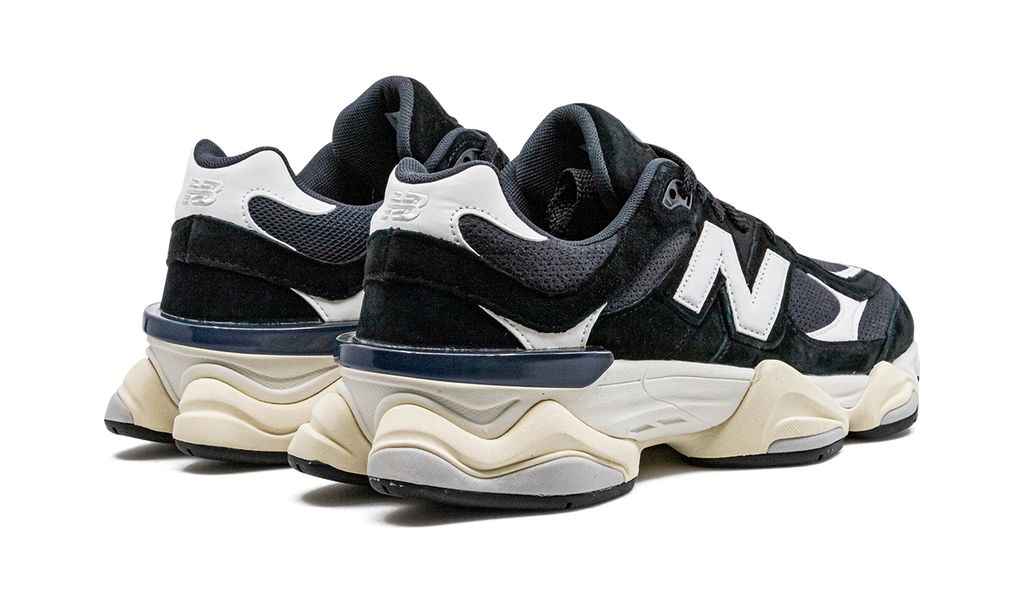 New Balance 9060 Schwarz
