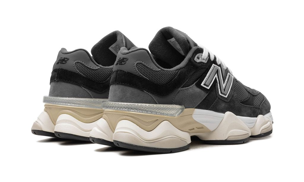 New Balance 9060 Negro Phantom Carbón