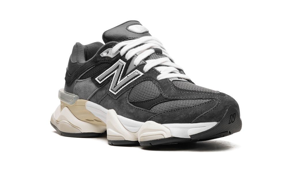 New Balance 9060 Negro Phantom Carbón