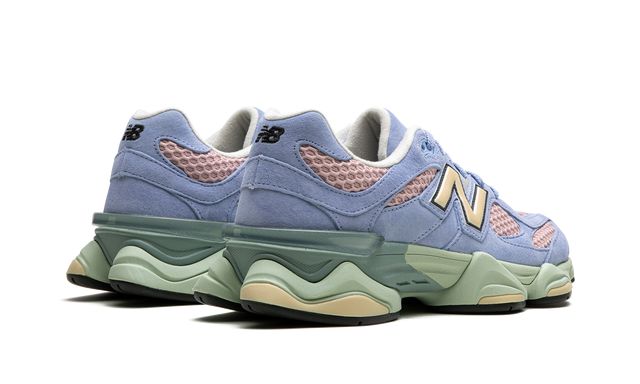 New Balance 9060 Missing Pieces Daydream Blau