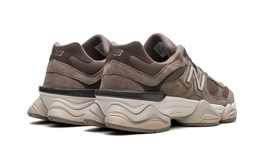 New Balance 9060 Pilzbraun