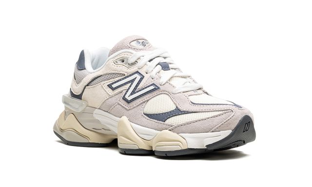 New Balance 9060 Pilz