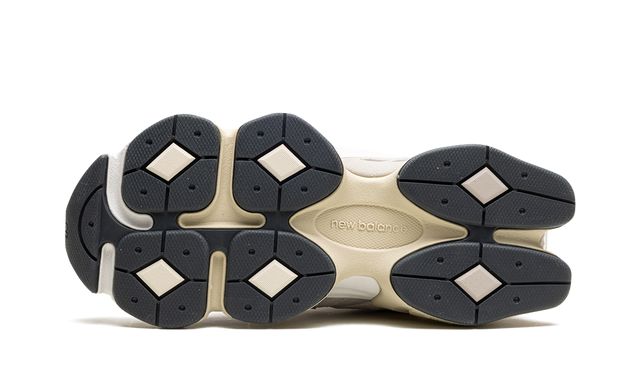 New Balance 9060 Pilz