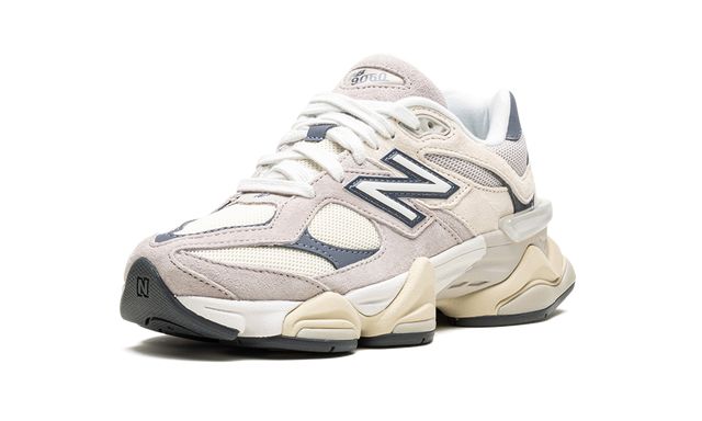 New Balance 9060 Pilz