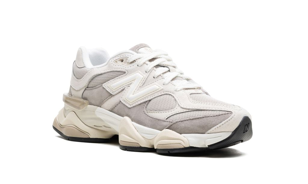 New Balance 9060 Haferflocken