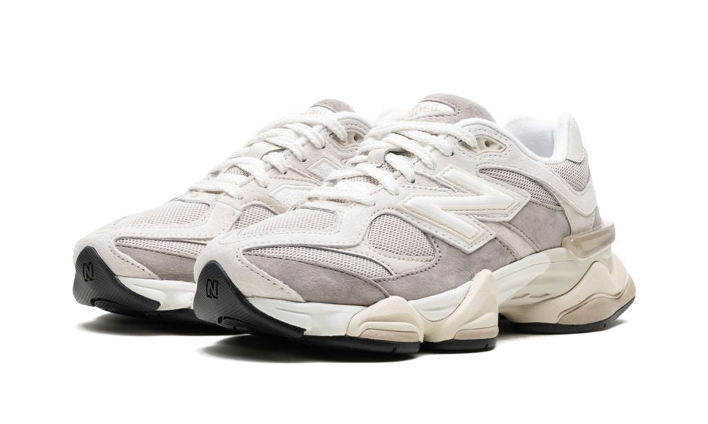 New Balance 9060 Haferflocken