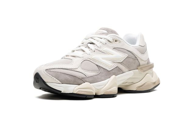 New Balance 9060 Haferflocken