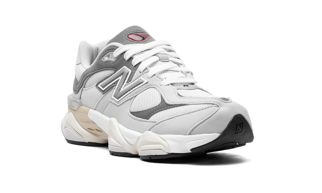 New Balance 9060 Regenwolkengrau