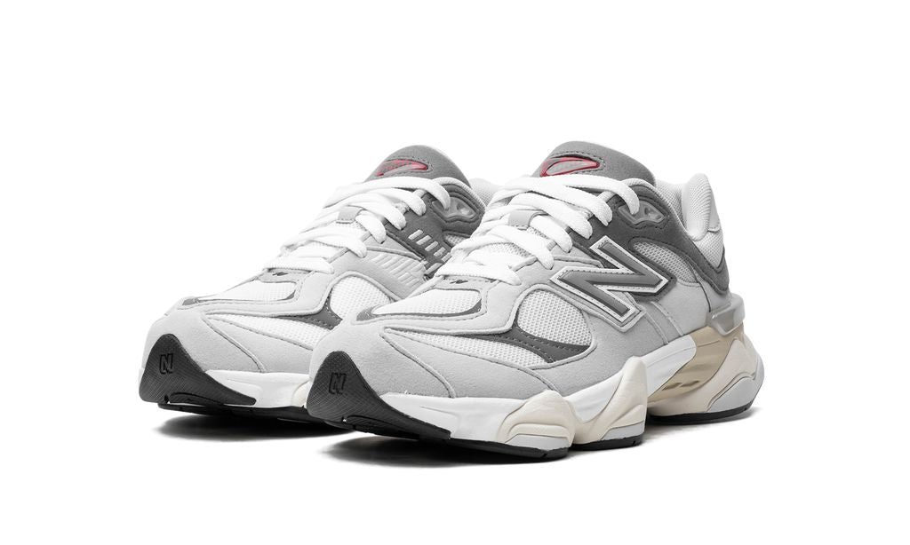 New Balance 9060 Regenwolkengrau