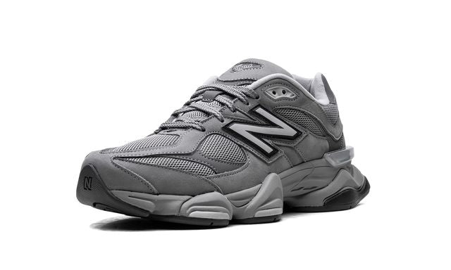 New Balance 9060 Team Away Gris