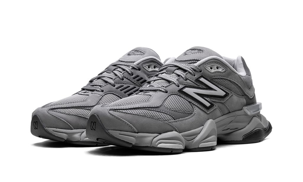 New Balance 9060 Team Away Gris