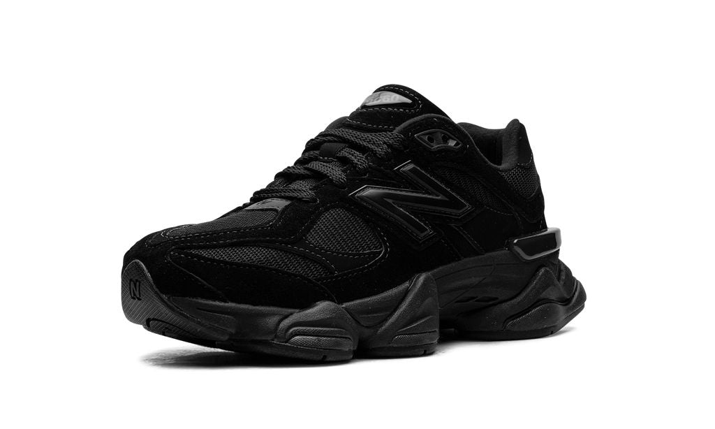 New Balance 9060 Triple Negro