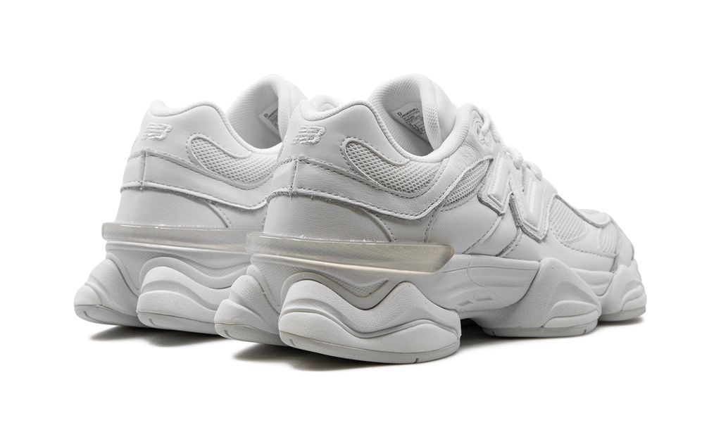 New Balance 9060 Triple Blanco